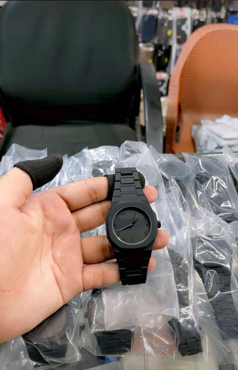 Aura Matte Black Minimalist Watch β Premium All-Black Analog Wristwatch for Men - Image 3